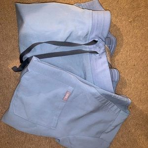 Figs jogger baby blue set